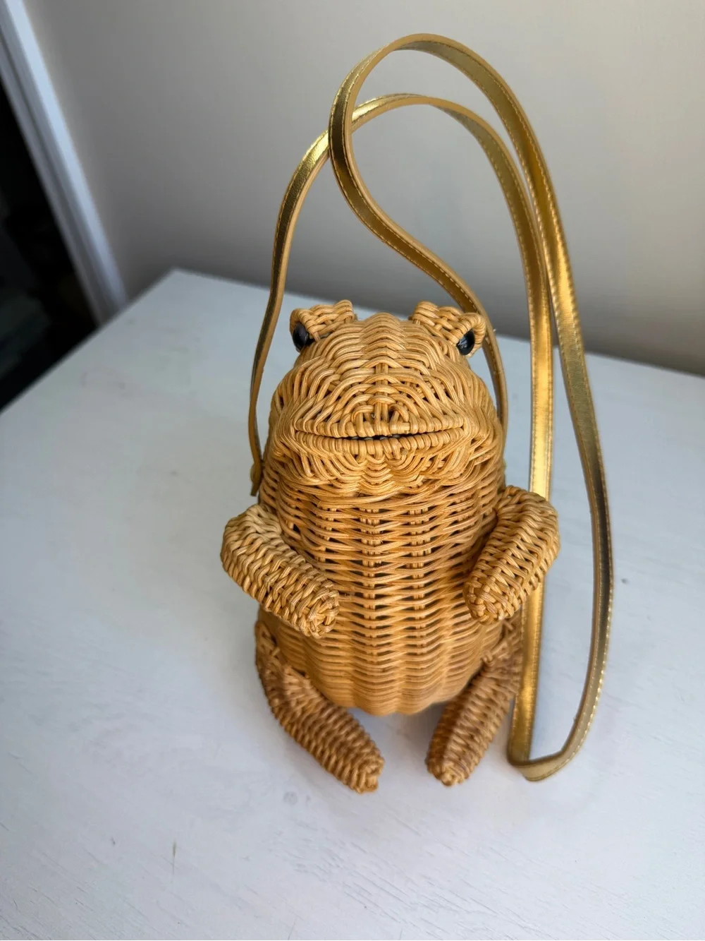 Cappelli Wicker Novelty CrossBody Frog Purse Button Eyes Animal Basket Bag